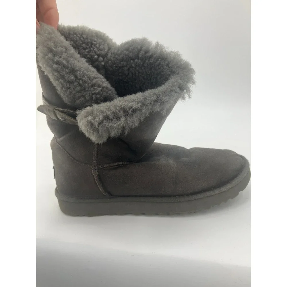 UGG Nash 1012446 Winter Boots Womens‎ US 9 Gray Round Toe Sheepskin Lined Cozy